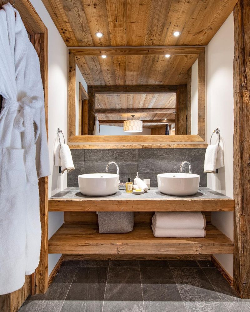 10 Relaxing Ski Chalet Bathroom Ideas for After the Slopes