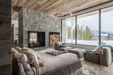 Ski chalet bedroom