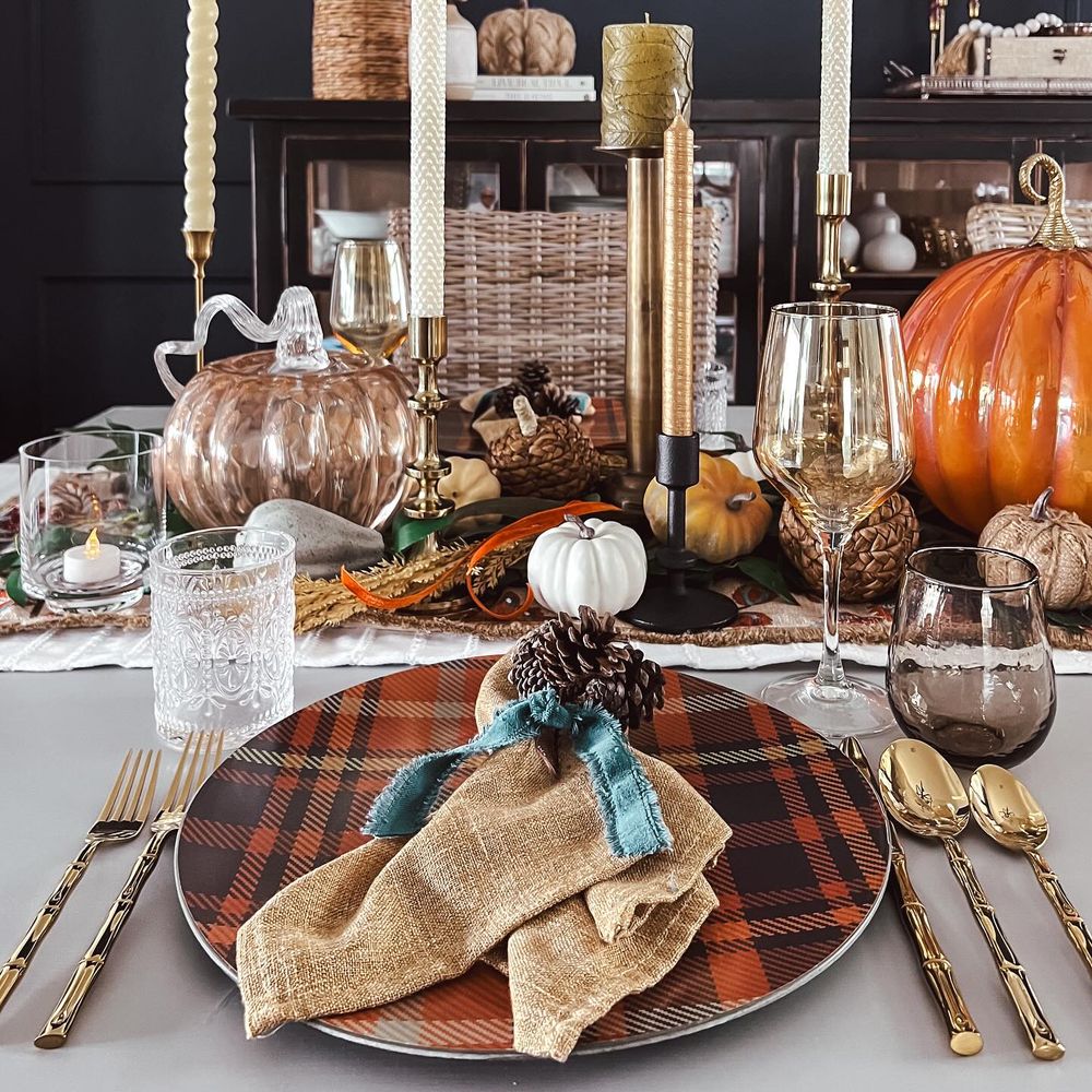 Thanksgiving Dining Room decor ideas the.barlow.house