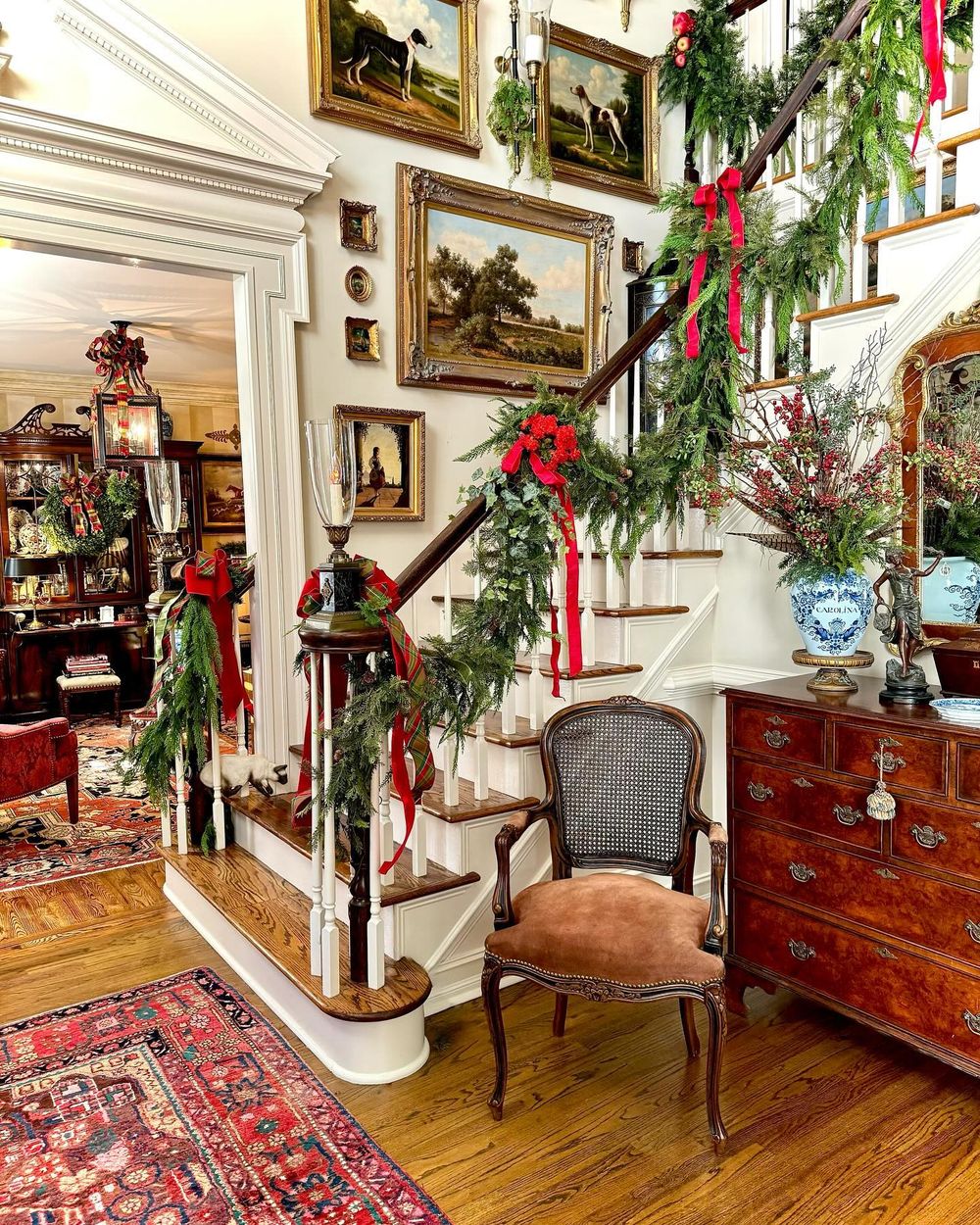 Traditional Christmas staircase decor entry foyer @sikesdavisinteriors