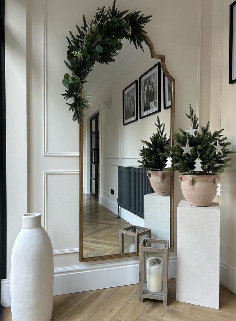 12 Modern Christmas Decor Ideas to Spice up the Holidays