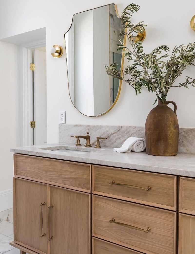 Beige And Blue Bathrooms
