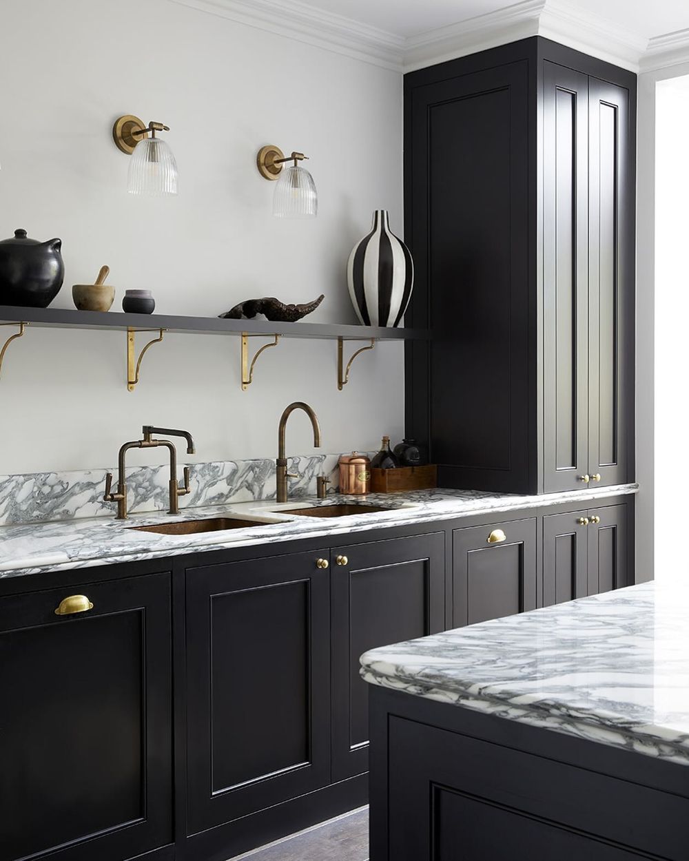 black kitchen cabinets naomiastleyclarke