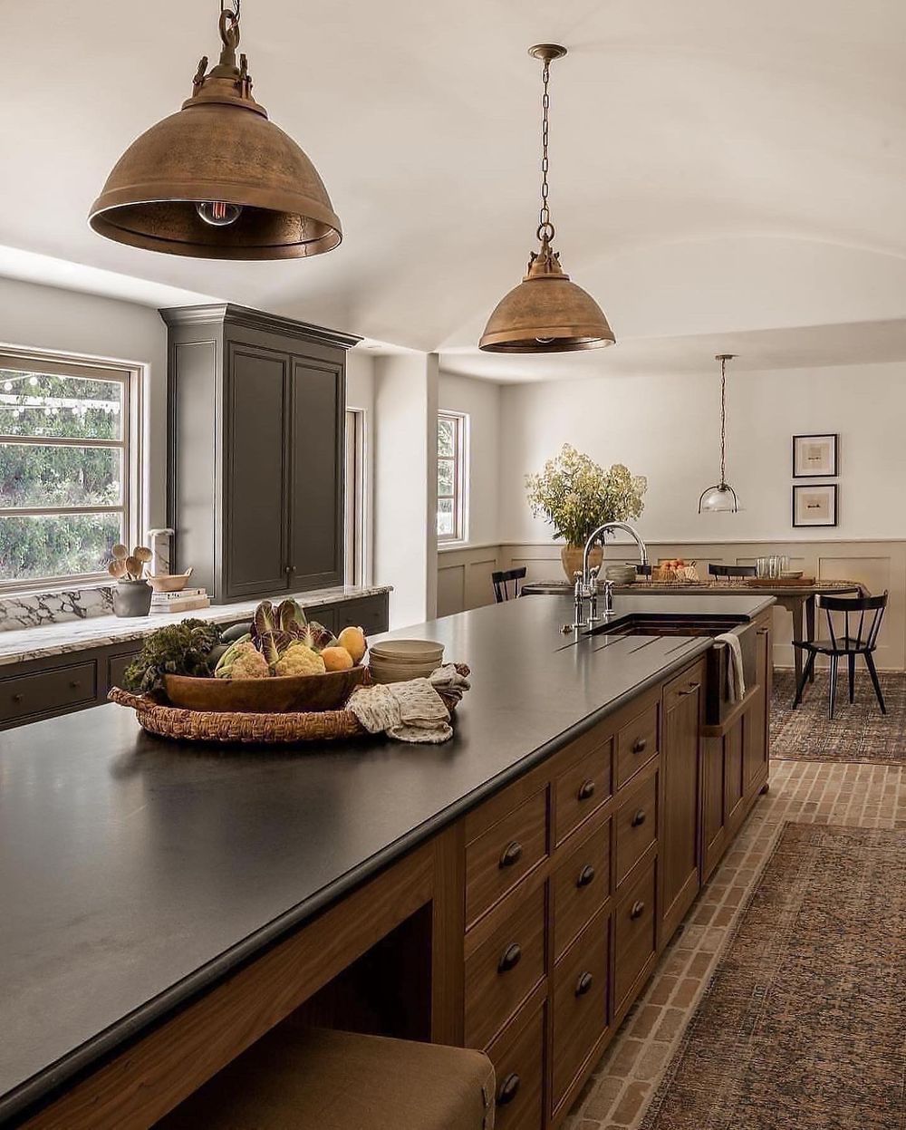 black kitchen countertop amberinteriors