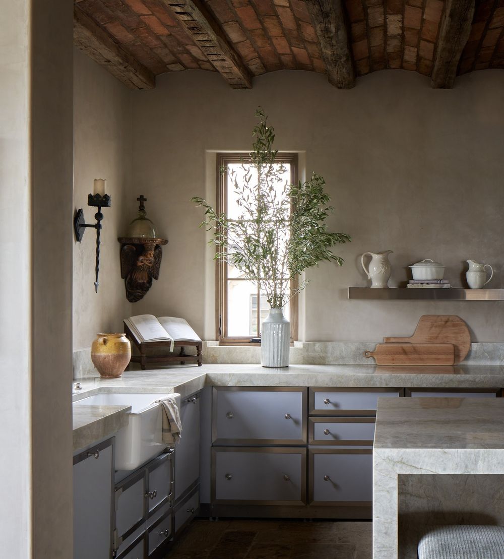 mediterranean kitchens stucco walls ryanstreetarchitects