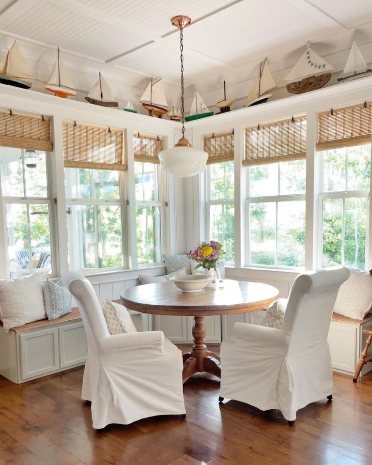 7 Nautical Dining Room Design Ideas to Bring the Ocean Home