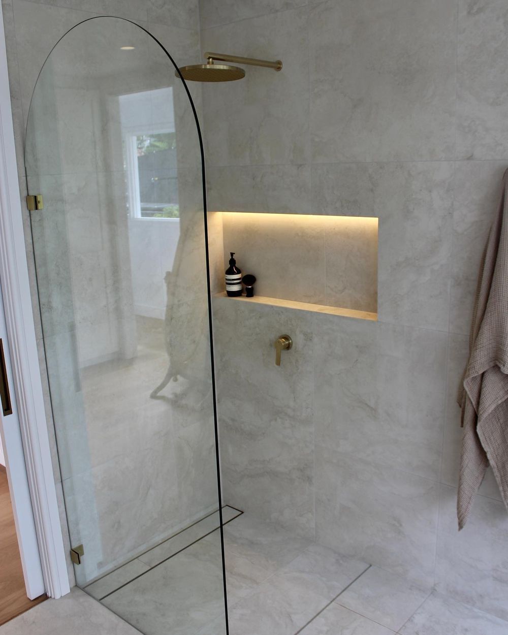 shower niche with upper lighting ferrariconstructions