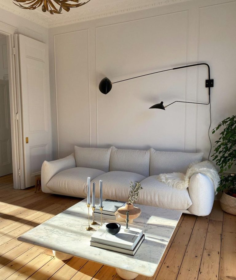25 Gorgeous French Country Sofas for Your Living Room
