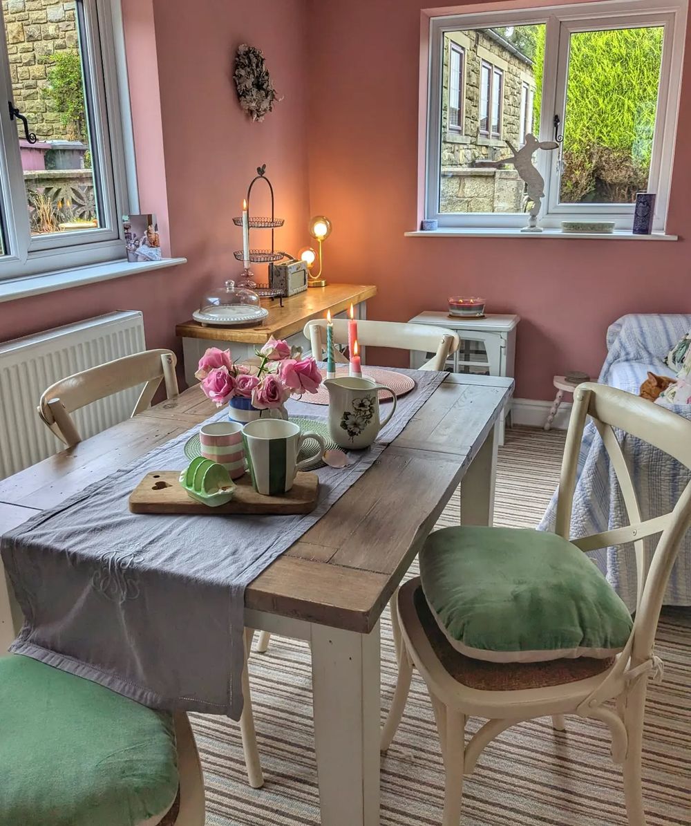 Cottage dining room pink walls talesfromwisteriacottage