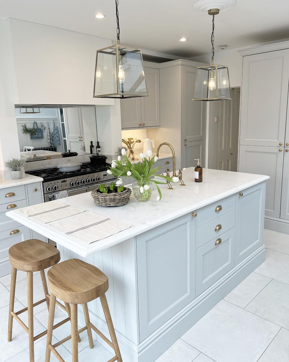 Kitchen island with seating 2 stools edwardian_on_sea