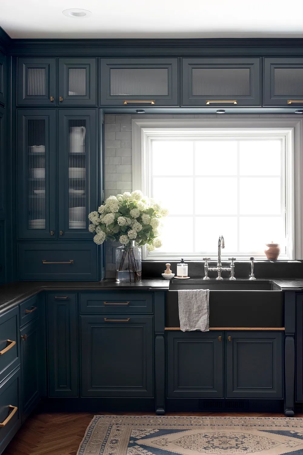 Navy blue kitchen cabinets roomfortuesday