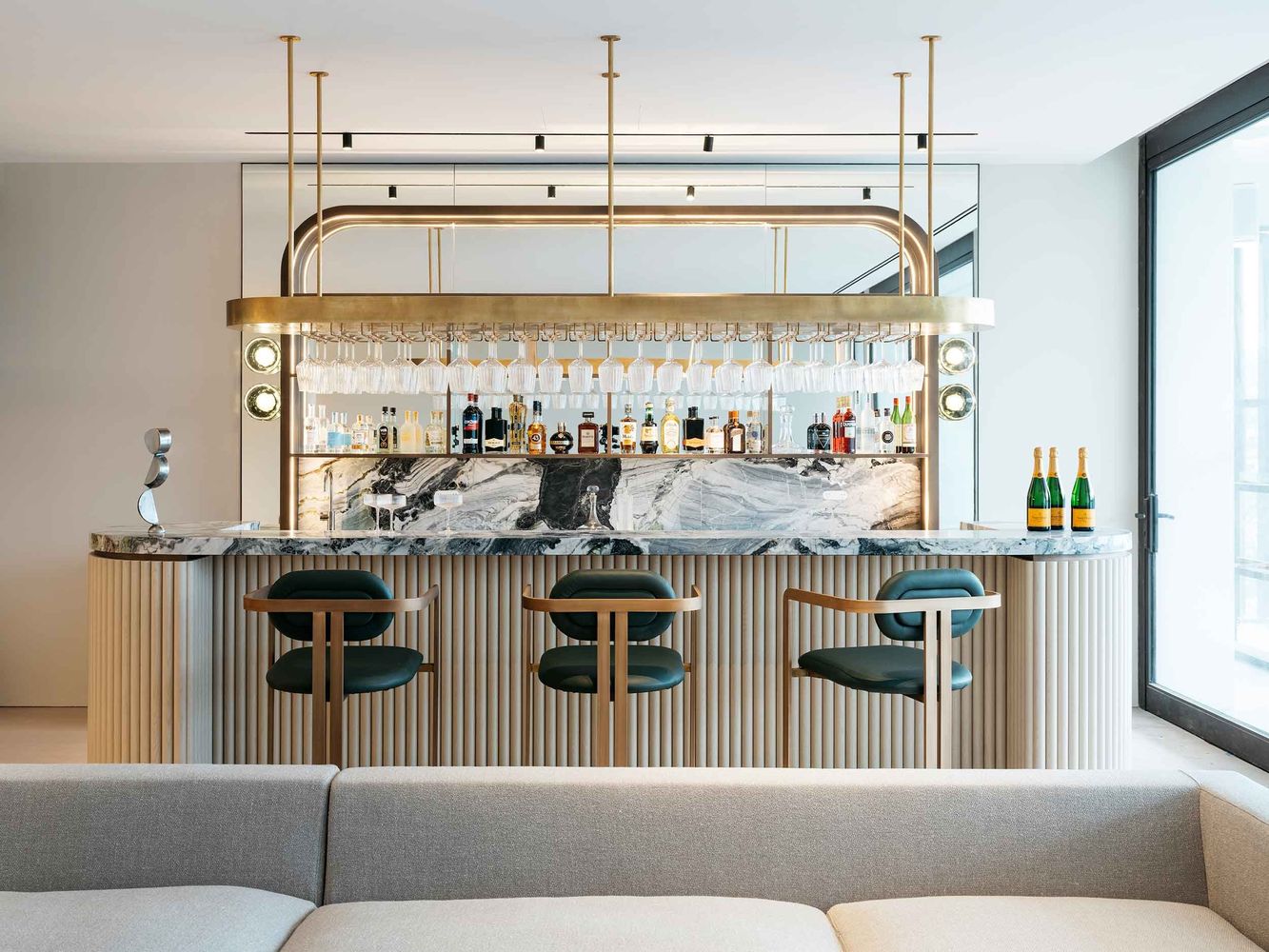 Modern home bar ninamayainteriors