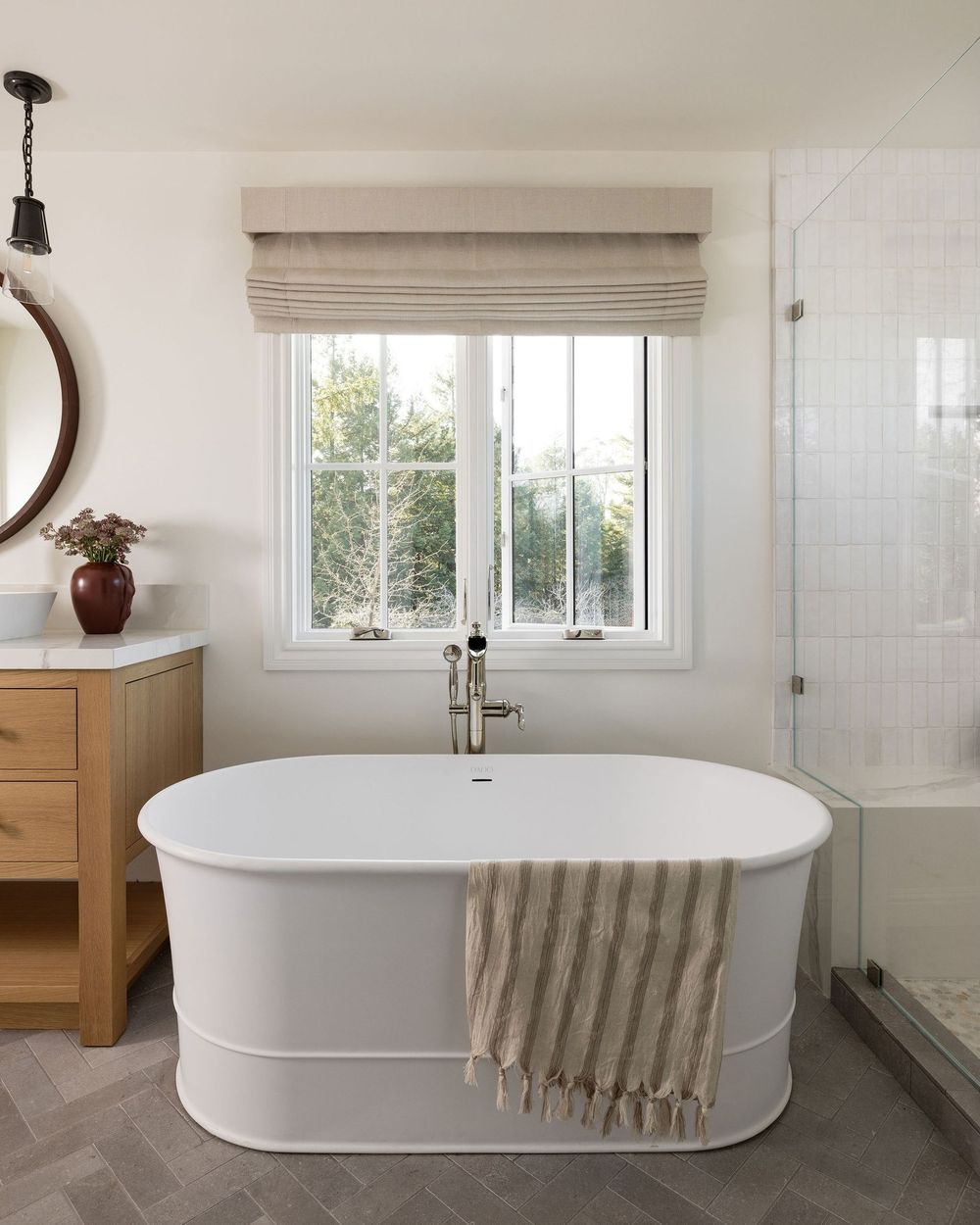 Mountain home bathroom ideas tamabelldesign
