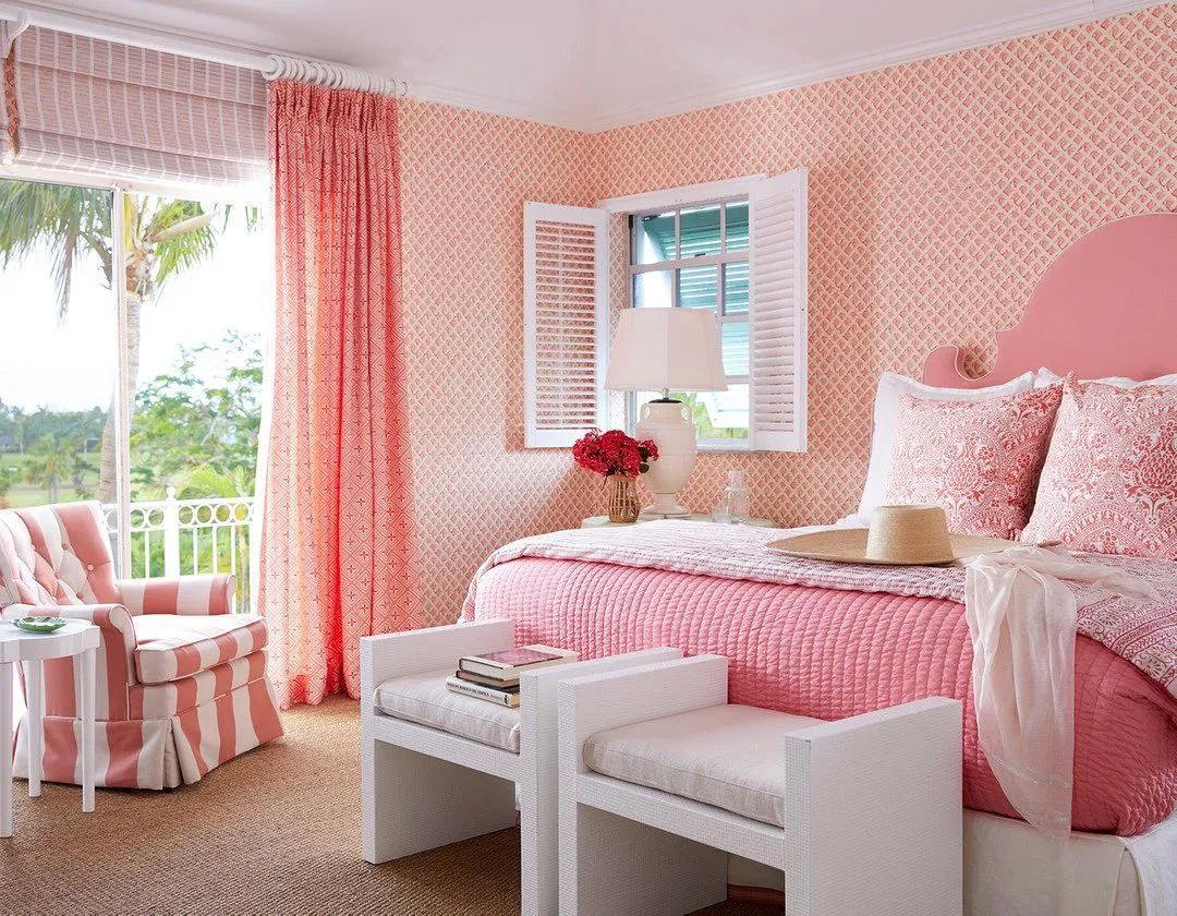 Palm beach bedroom design Pink and Coral Amanda Lindroth