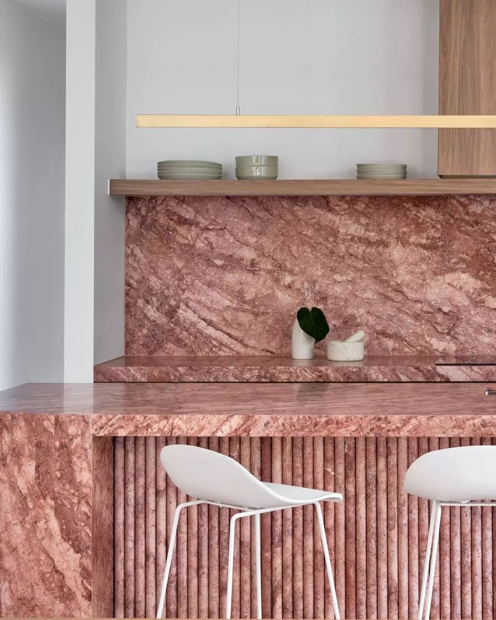 Pink travertine kitchen signorinotilegallery