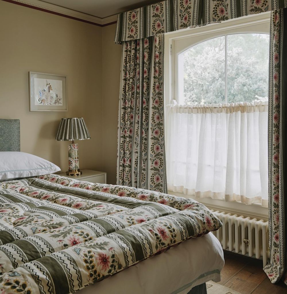 English country bedding cottage salvesengraham