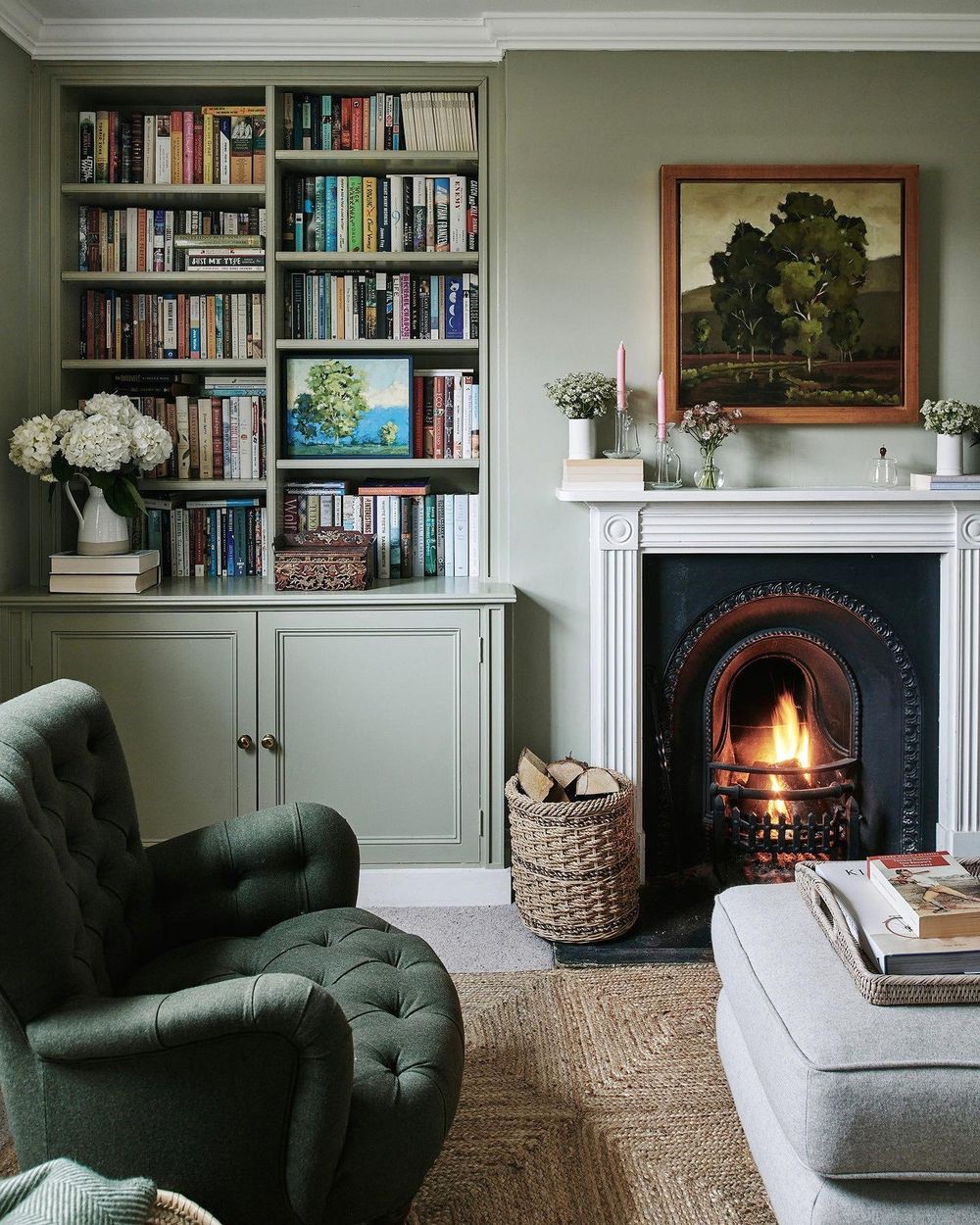 Green living room decorsage paint english style jo_rodgers