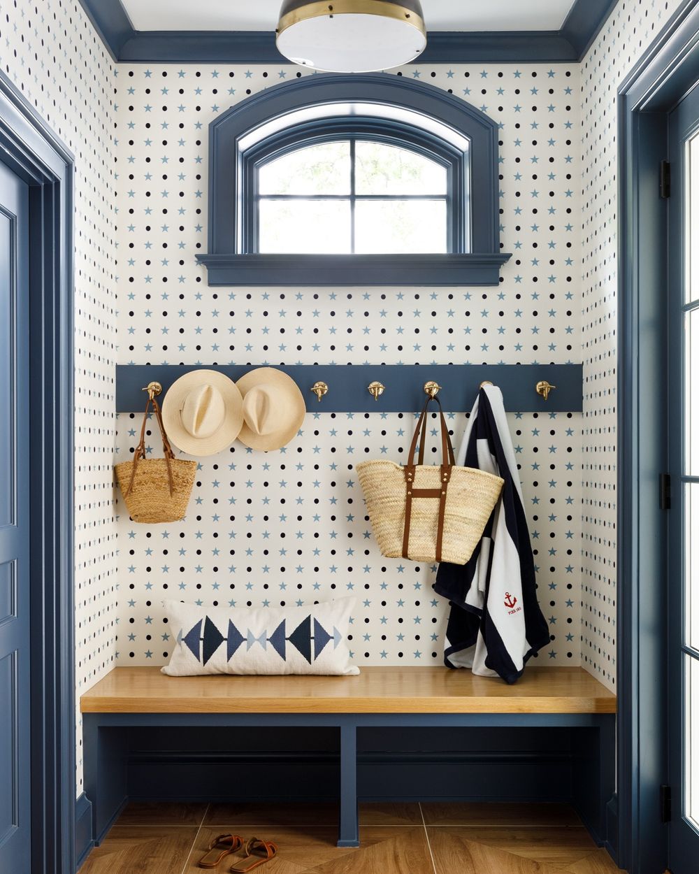 Nautical Entryway decor mudroom bench northshorenest