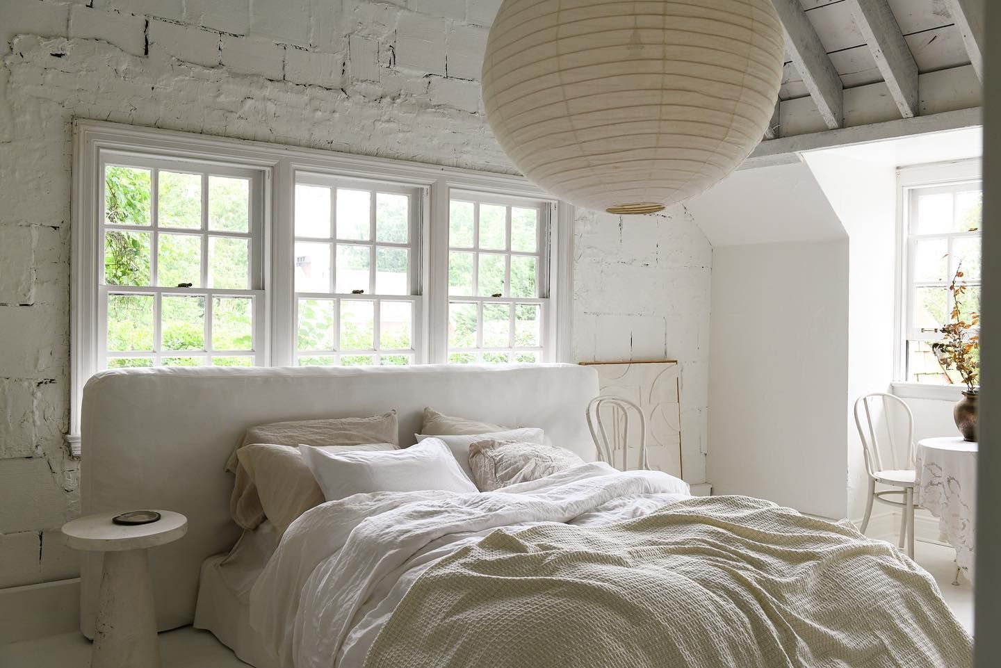 White bedroom ideas leannefordinteriors